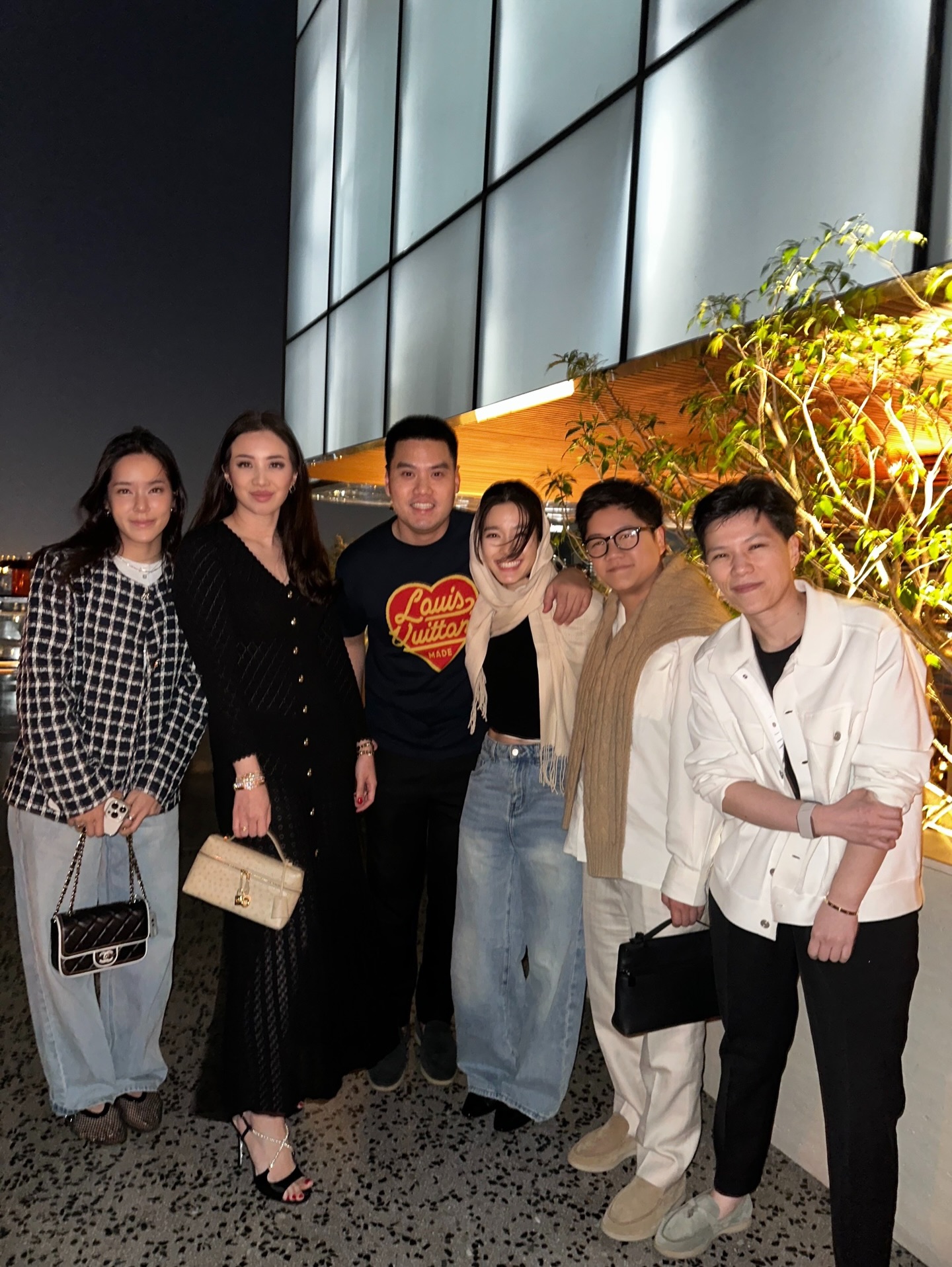 โม - มนชนก แสงฉายเพียงเพ็ญ