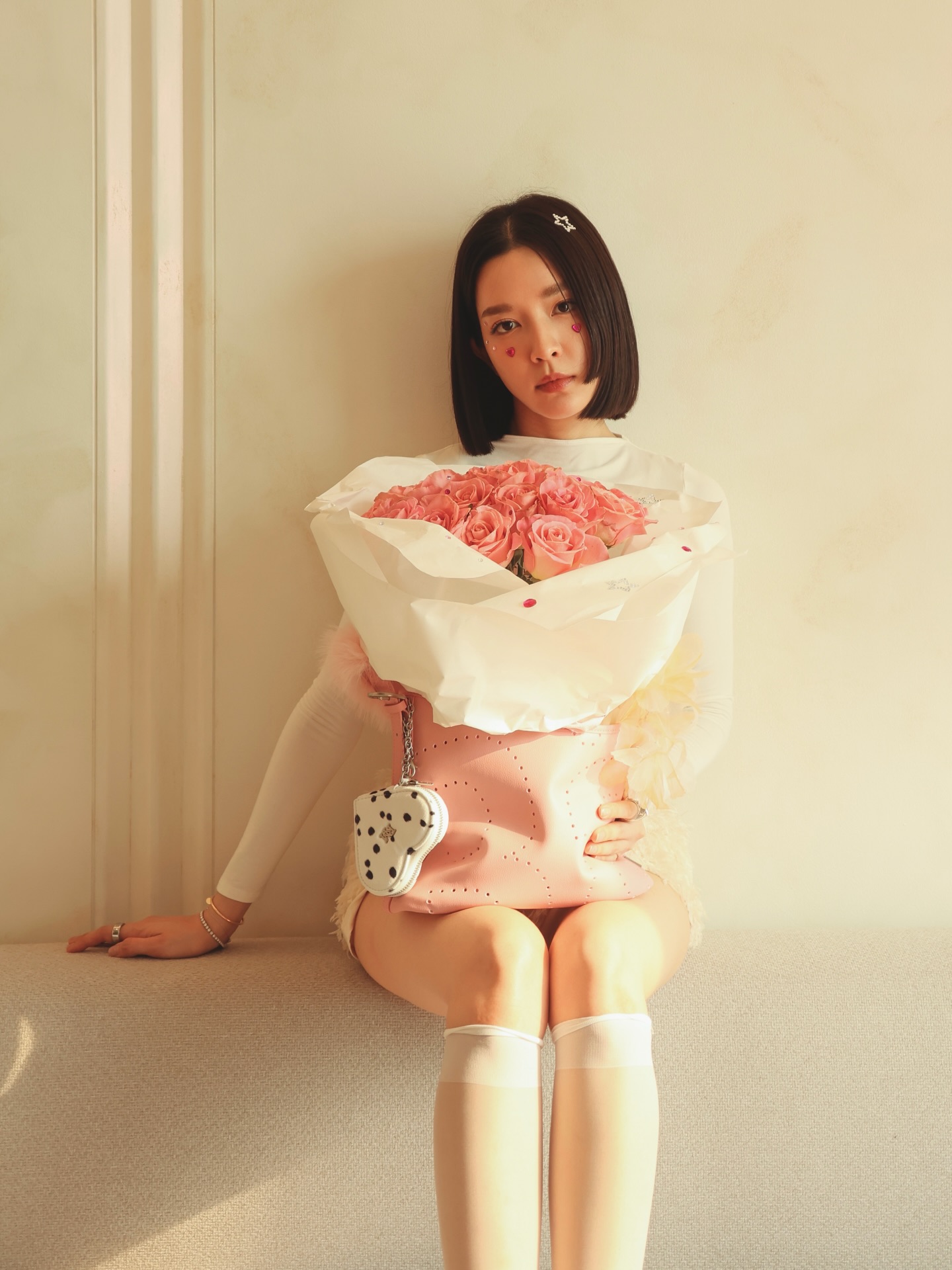 โม - มนชนก แสงฉายเพียงเพ็ญ