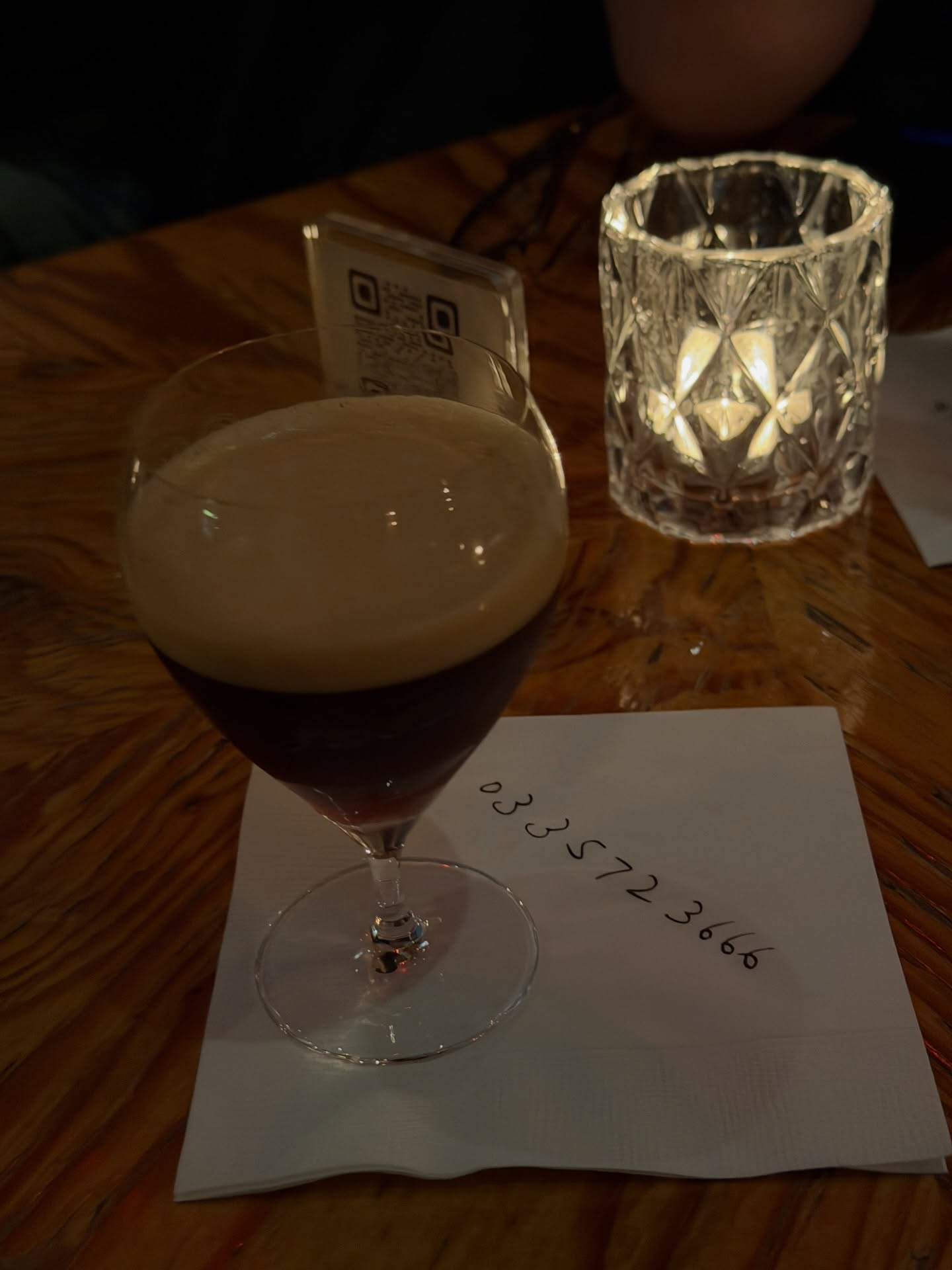 โม - มนชนก แสงฉายเพียงเพ็ญ