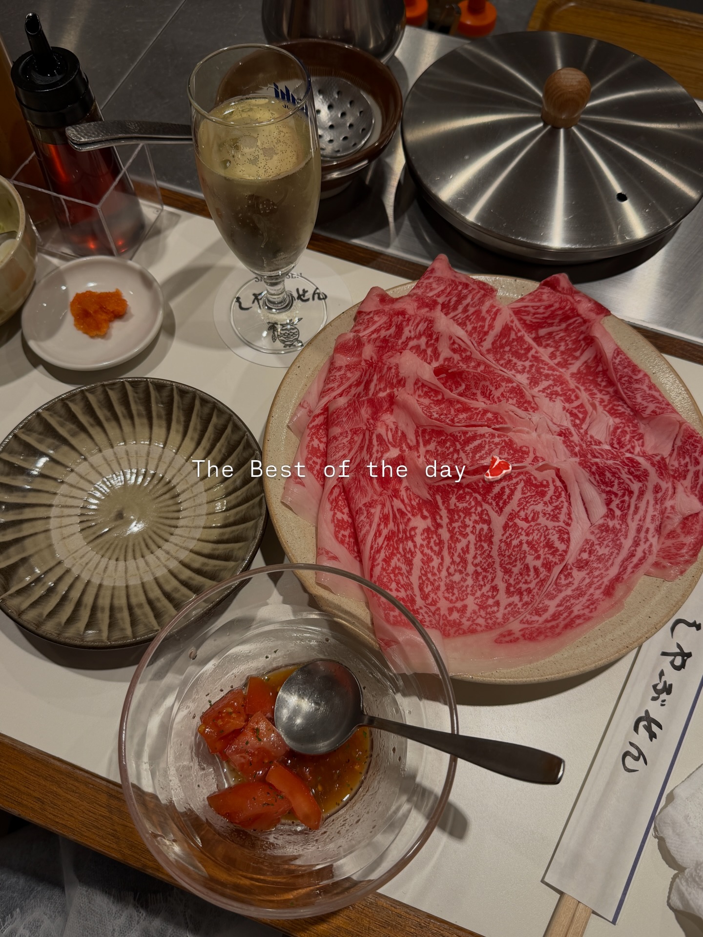 โม - มนชนก แสงฉายเพียงเพ็ญ