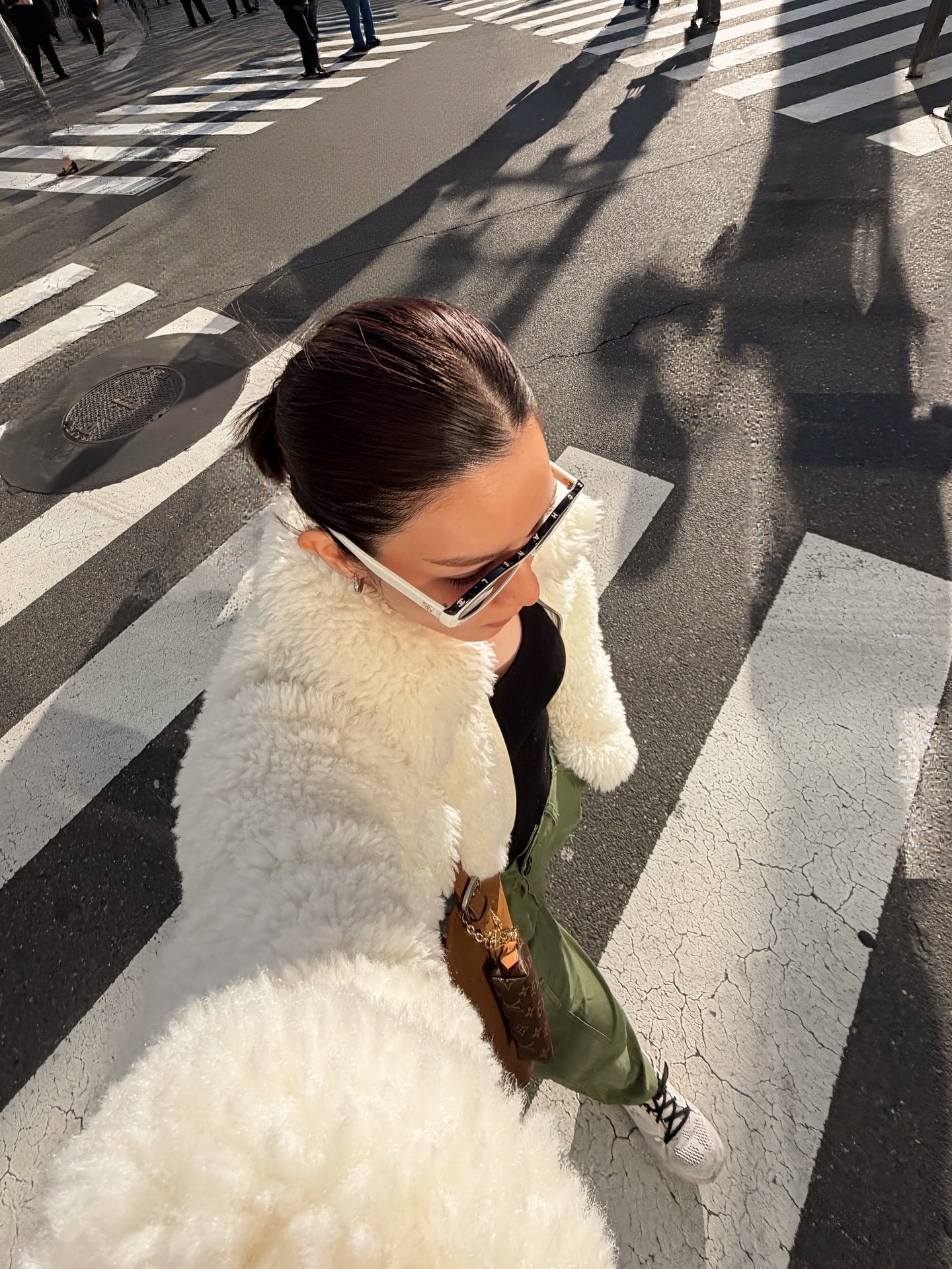 โม - มนชนก แสงฉายเพียงเพ็ญ