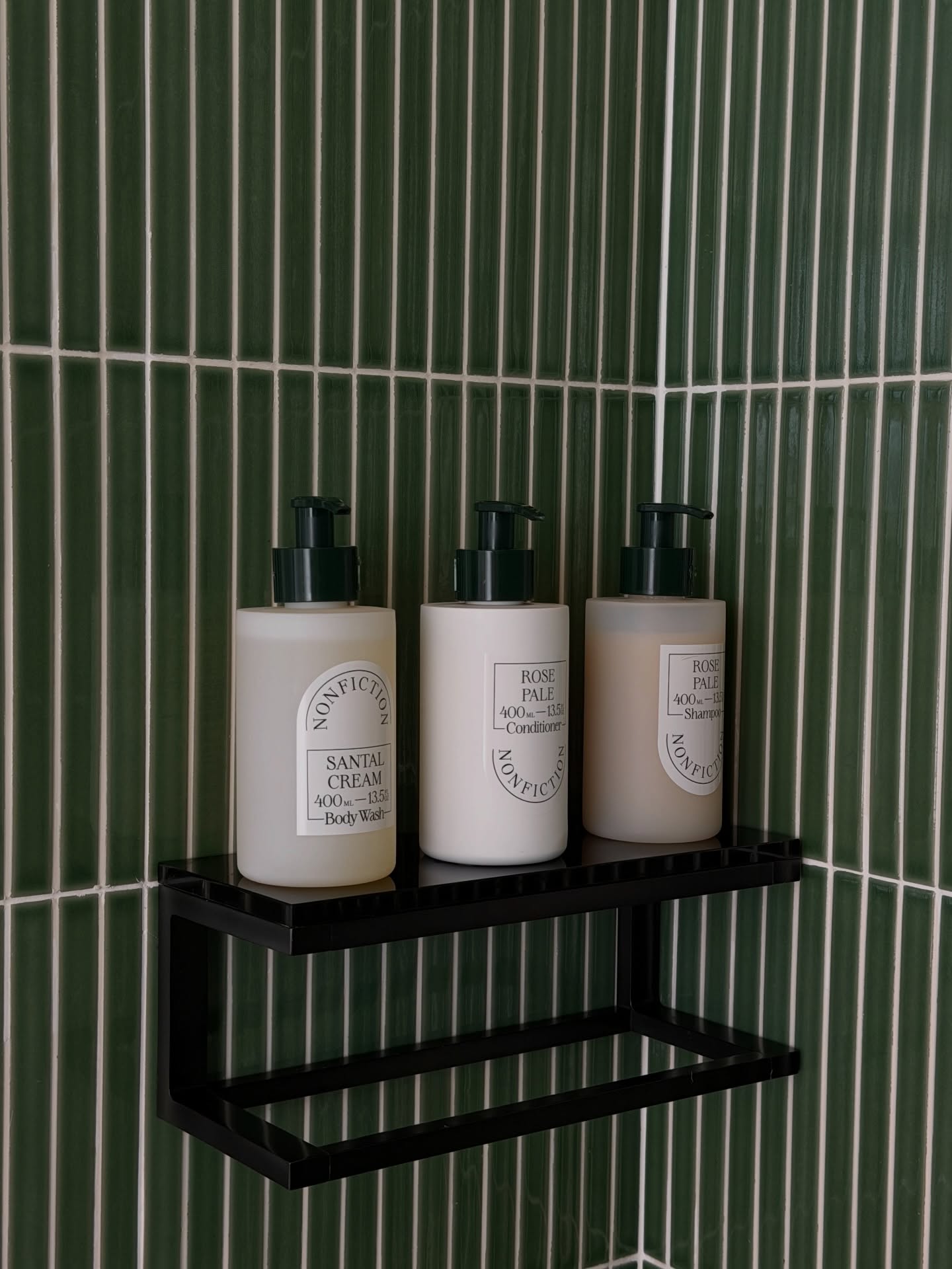 โม - มนชนก แสงฉายเพียงเพ็ญ