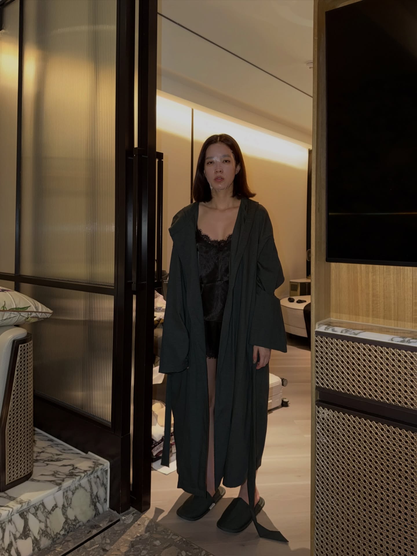 โม - มนชนก แสงฉายเพียงเพ็ญ