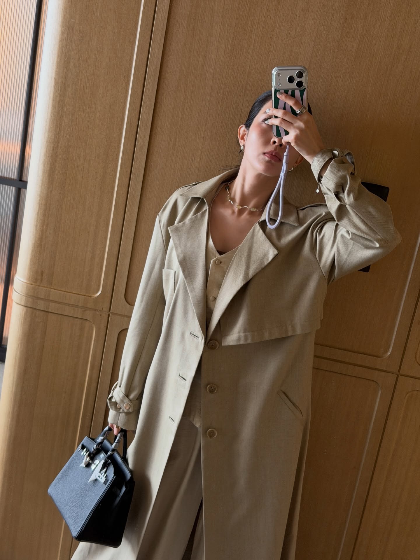 โม - มนชนก แสงฉายเพียงเพ็ญ