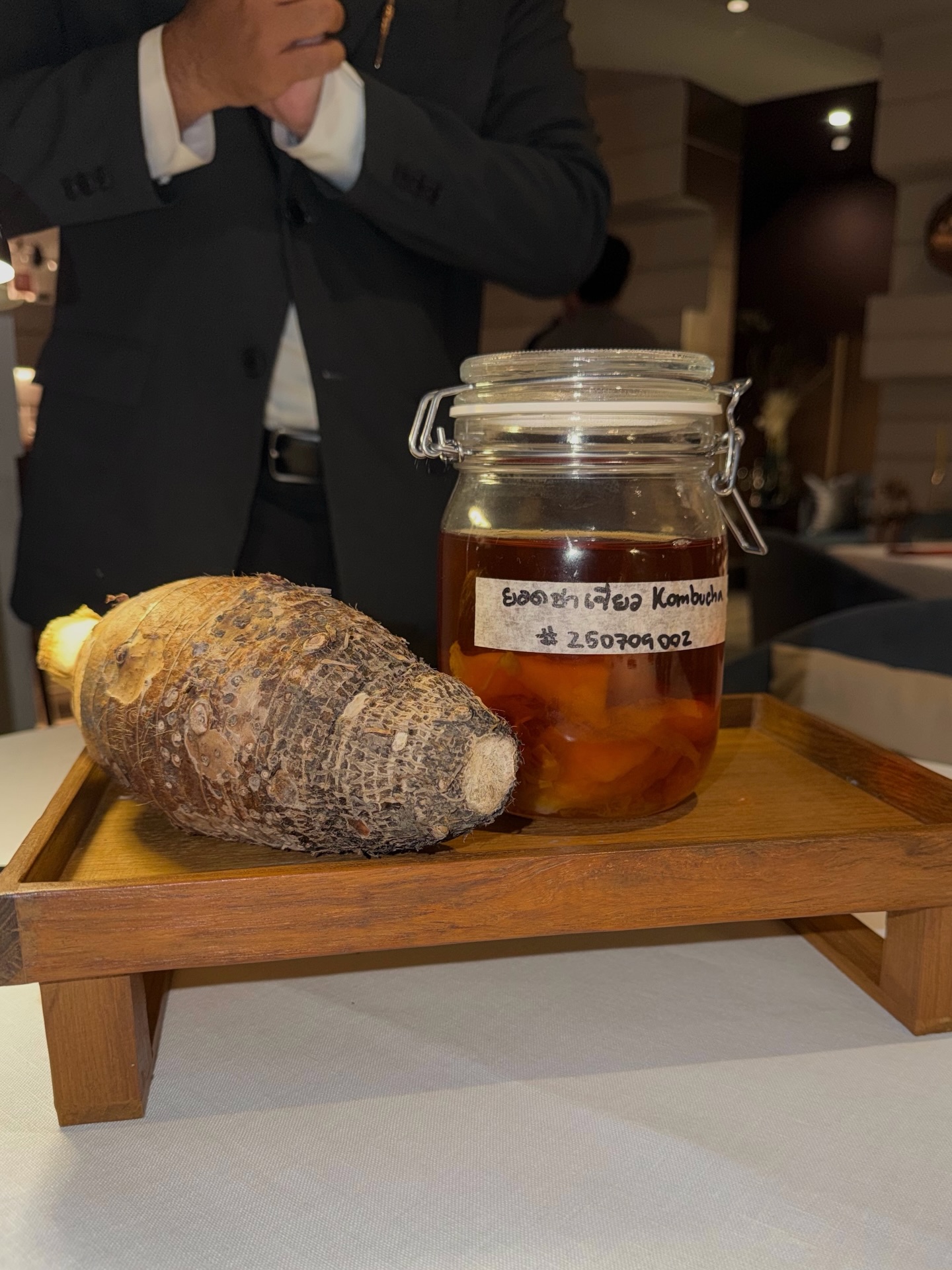 โม - มนชนก แสงฉายเพียงเพ็ญ