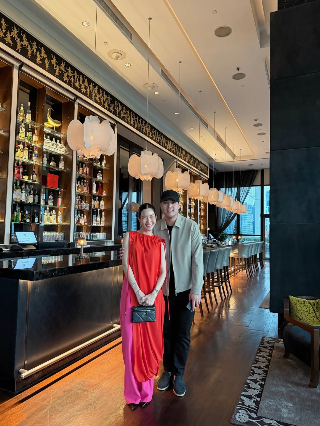 โม - มนชนก แสงฉายเพียงเพ็ญ