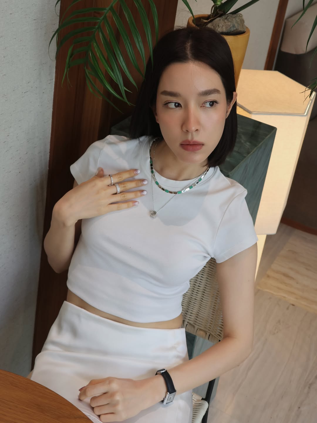 โม - มนชนก แสงฉายเพียงเพ็ญ