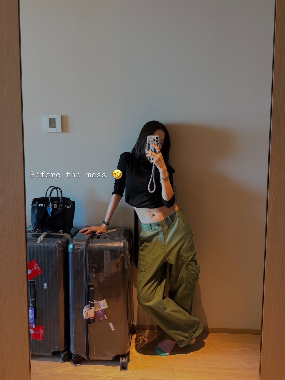 โม - มนชนก แสงฉายเพียงเพ็ญ