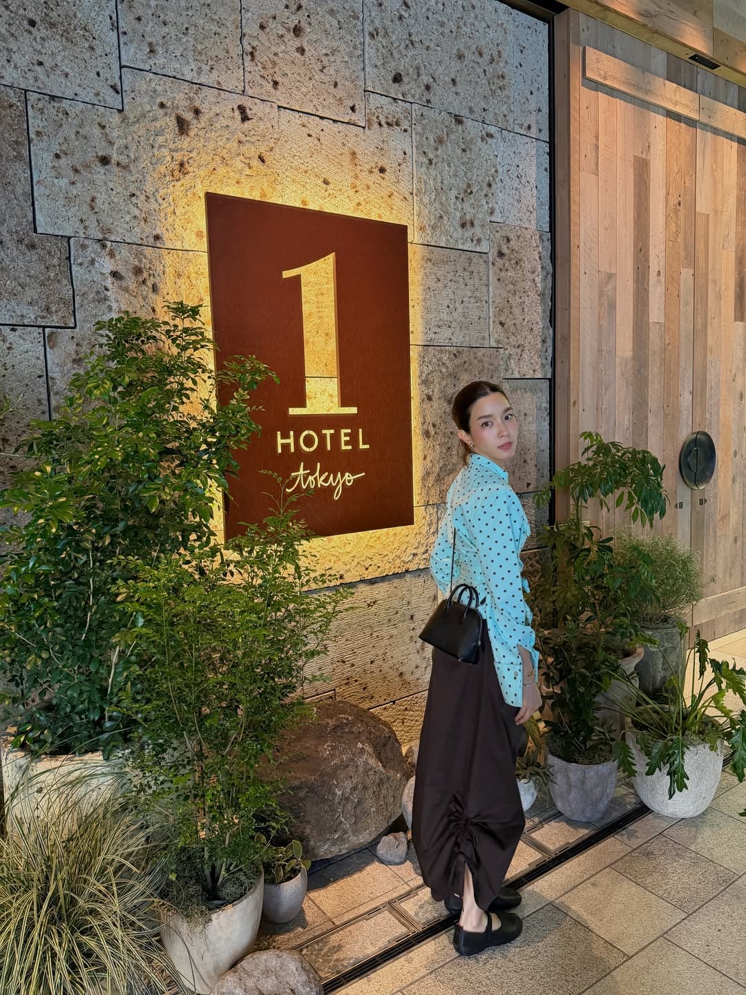 โม - มนชนก แสงฉายเพียงเพ็ญ