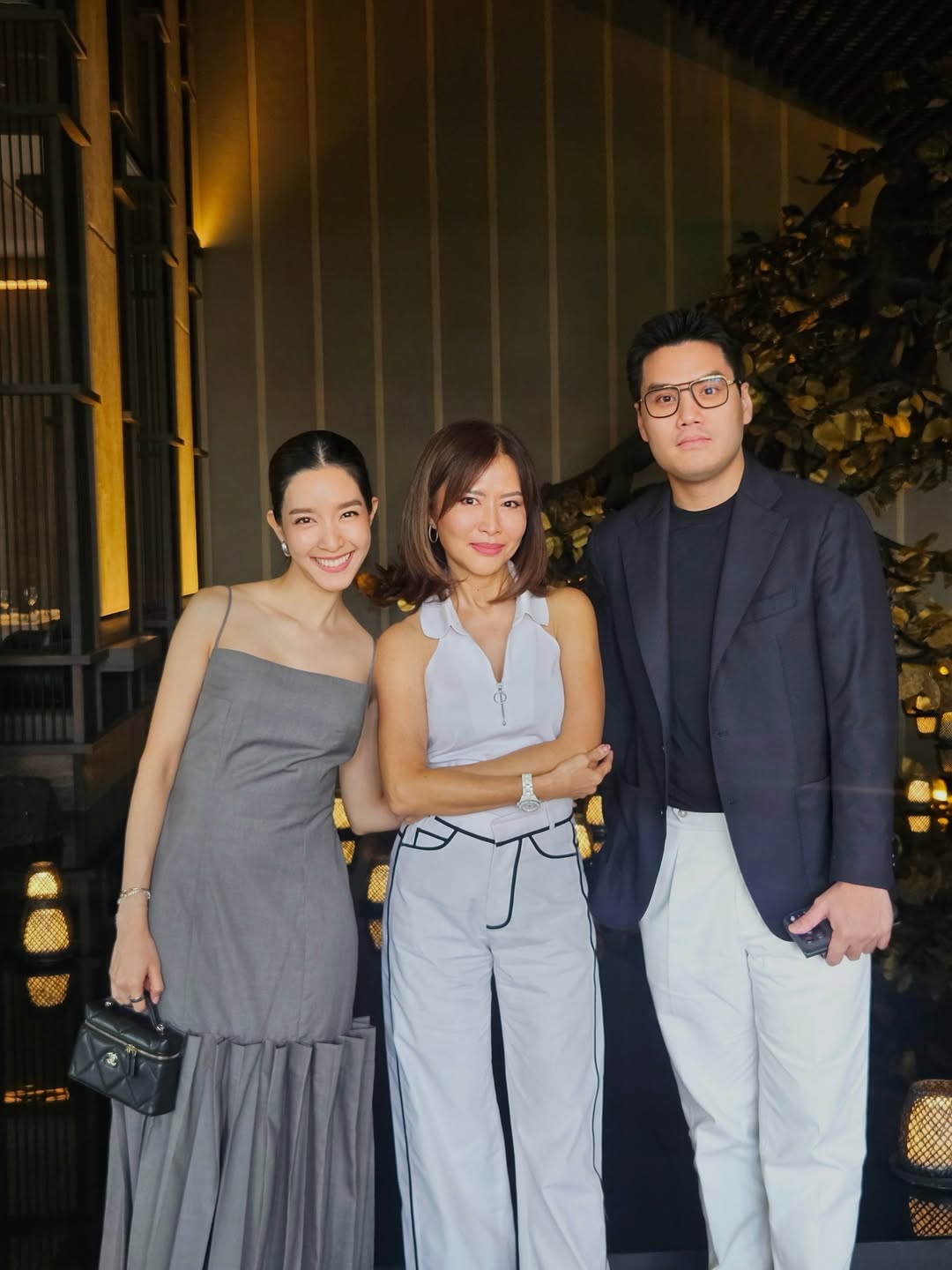 โม - มนชนก แสงฉายเพียงเพ็ญ