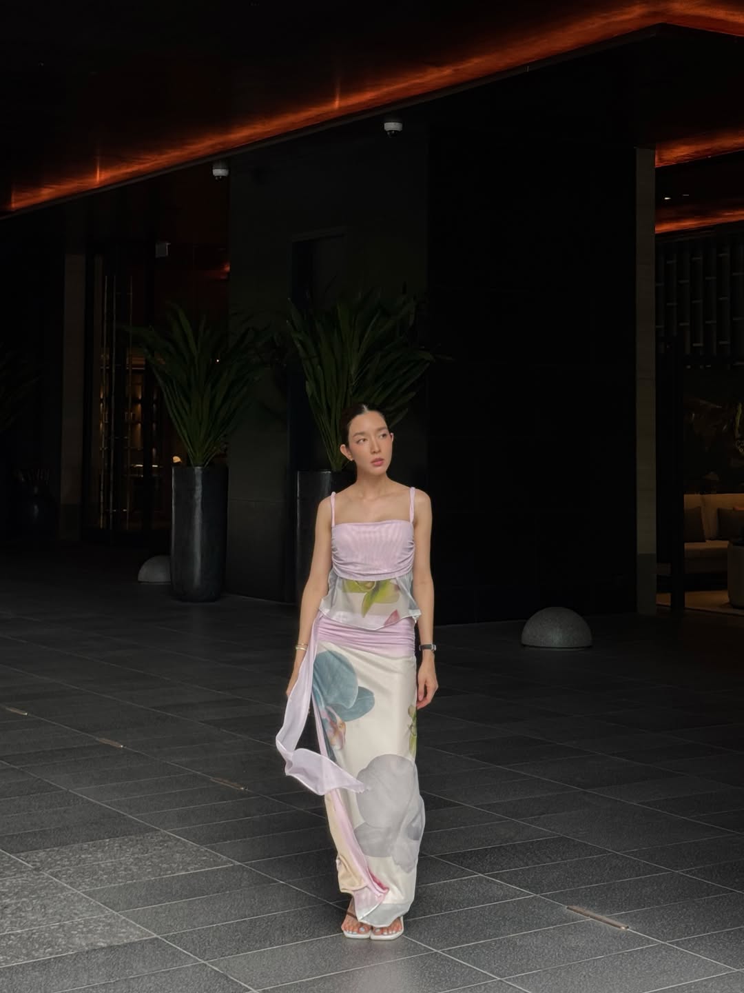 โม - มนชนก แสงฉายเพียงเพ็ญ
