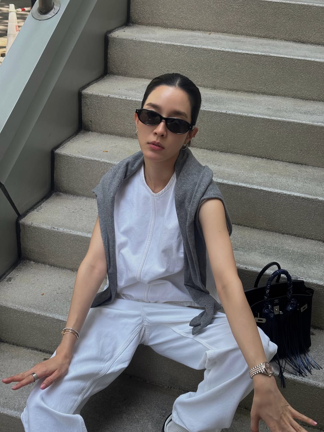 โม - มนชนก แสงฉายเพียงเพ็ญ