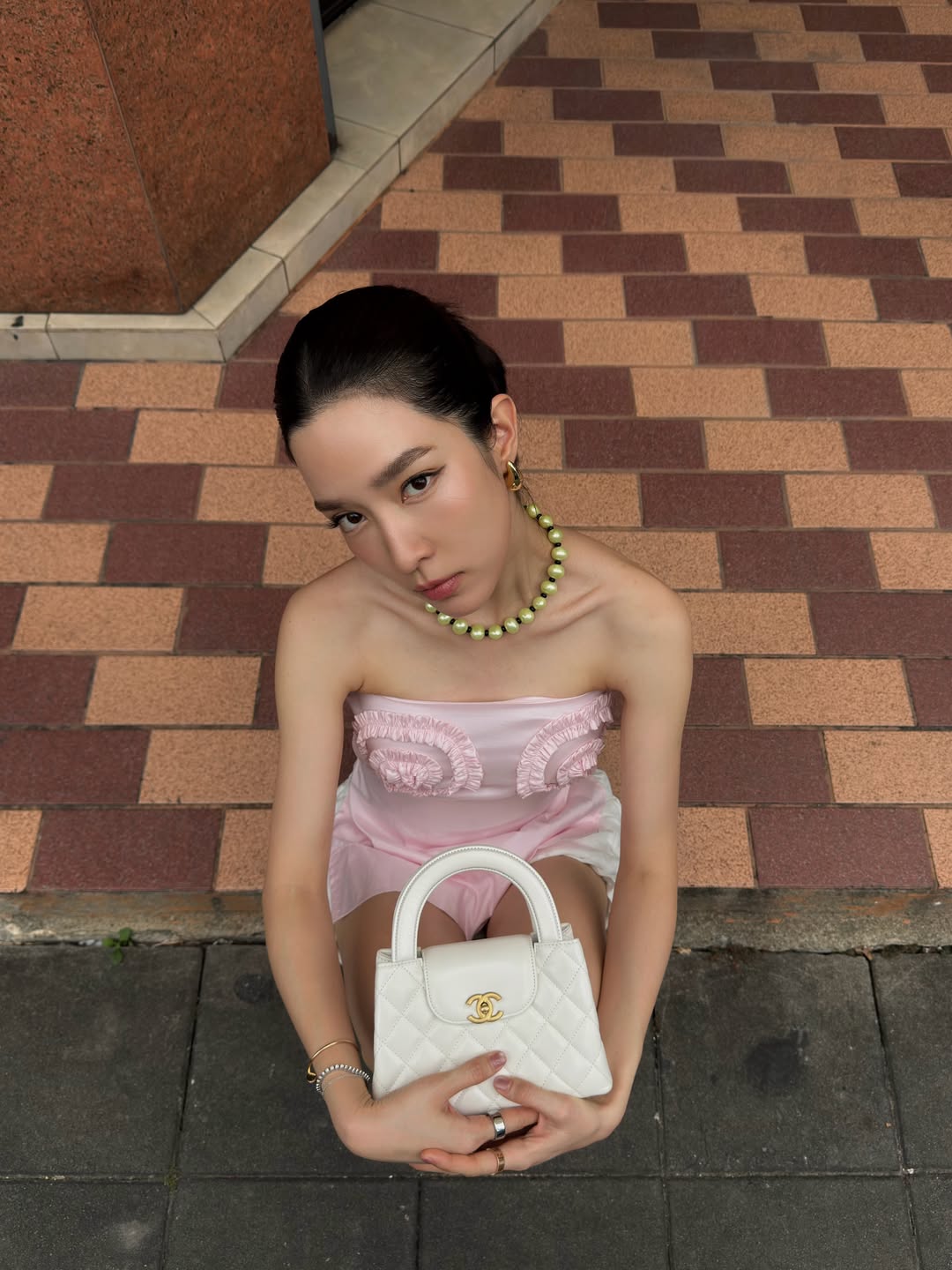 โม - มนชนก แสงฉายเพียงเพ็ญ