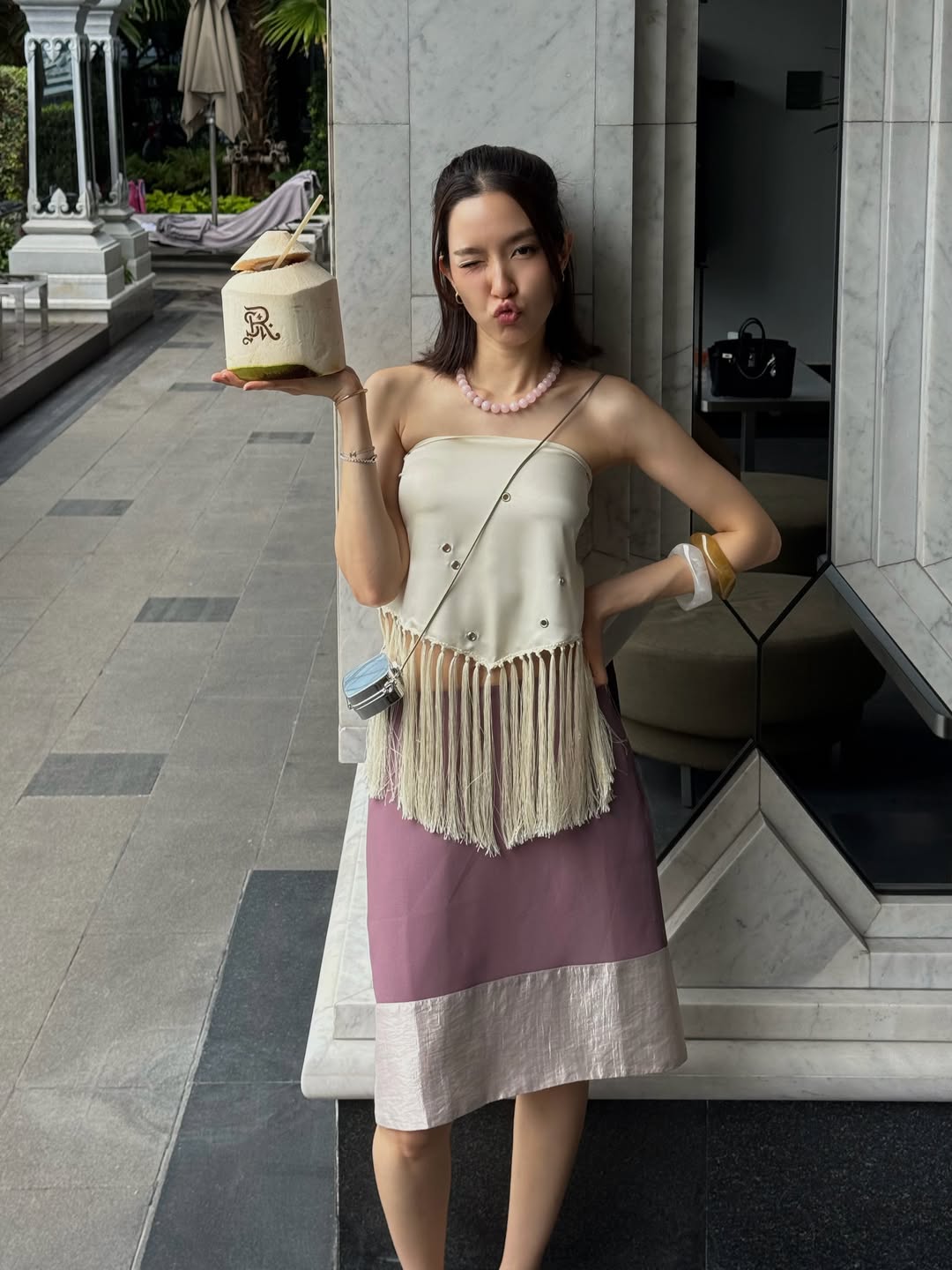 โม - มนชนก แสงฉายเพียงเพ็ญ