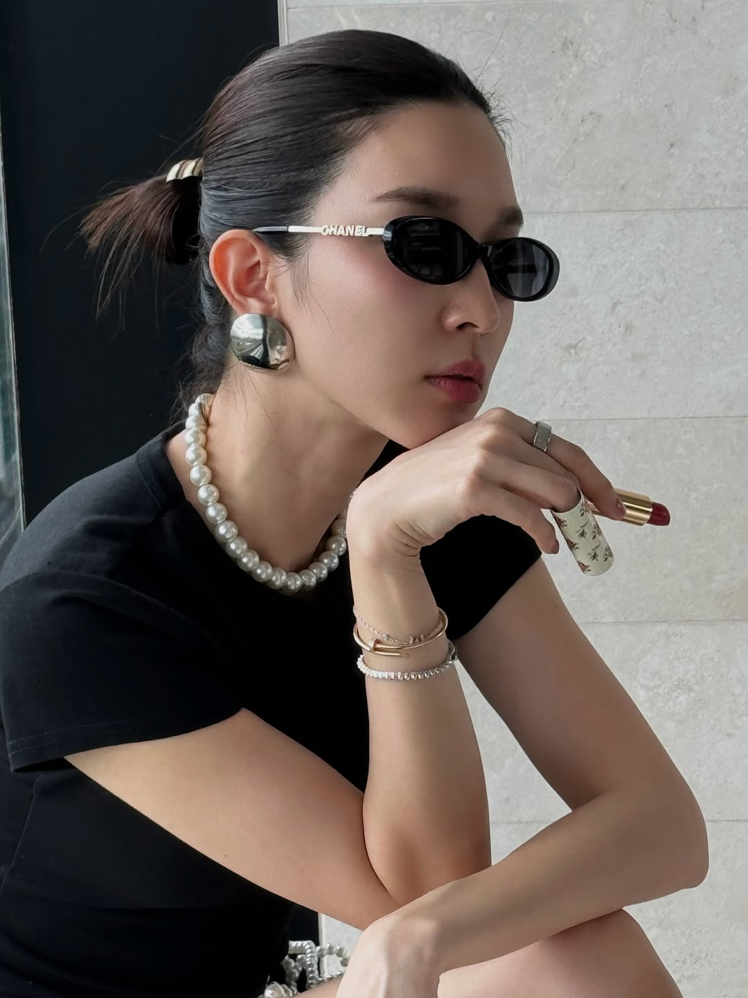 โม - มนชนก แสงฉายเพียงเพ็ญ