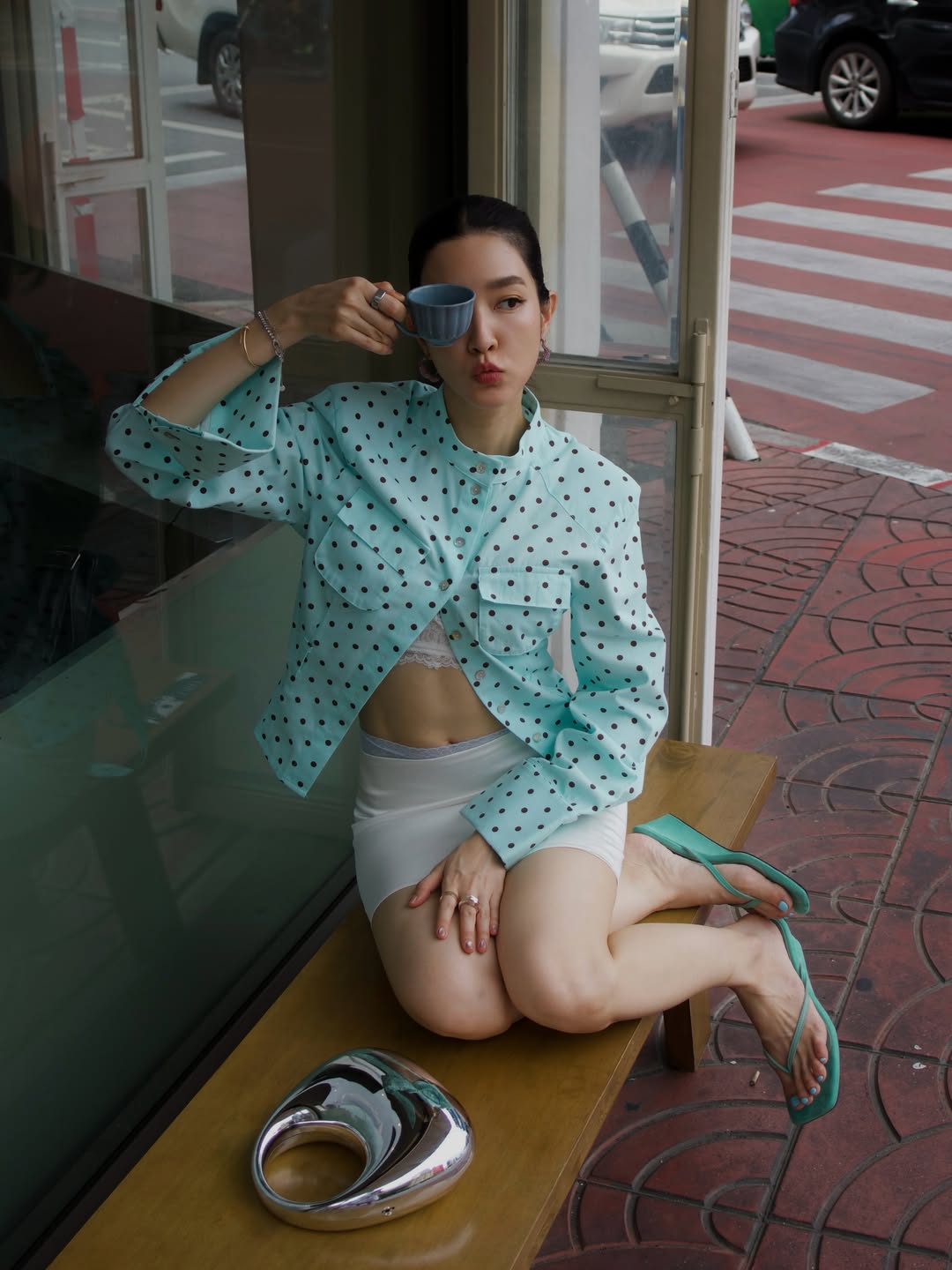 โม - มนชนก แสงฉายเพียงเพ็ญ