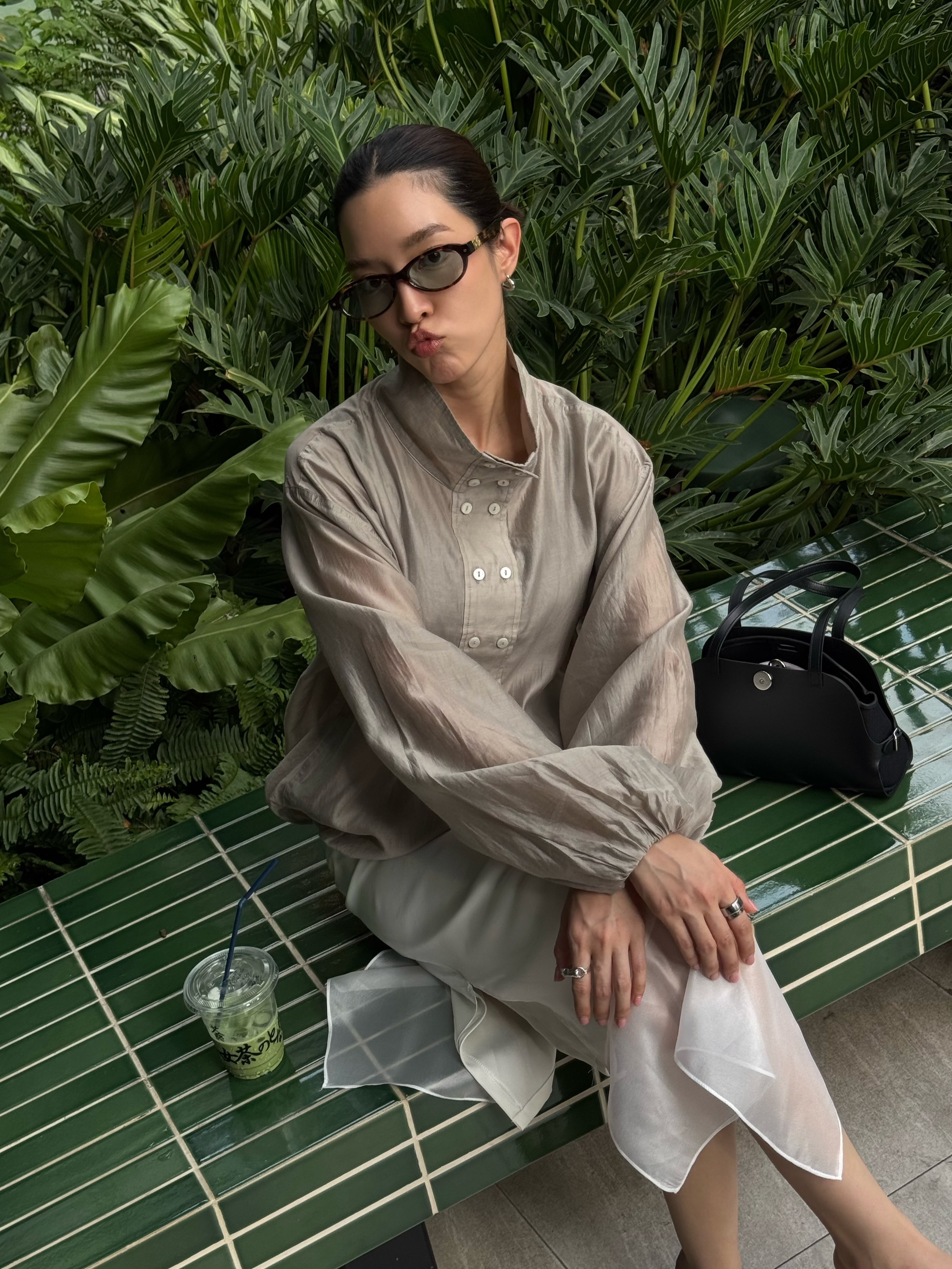 โม - มนชนก แสงฉายเพียงเพ็ญ