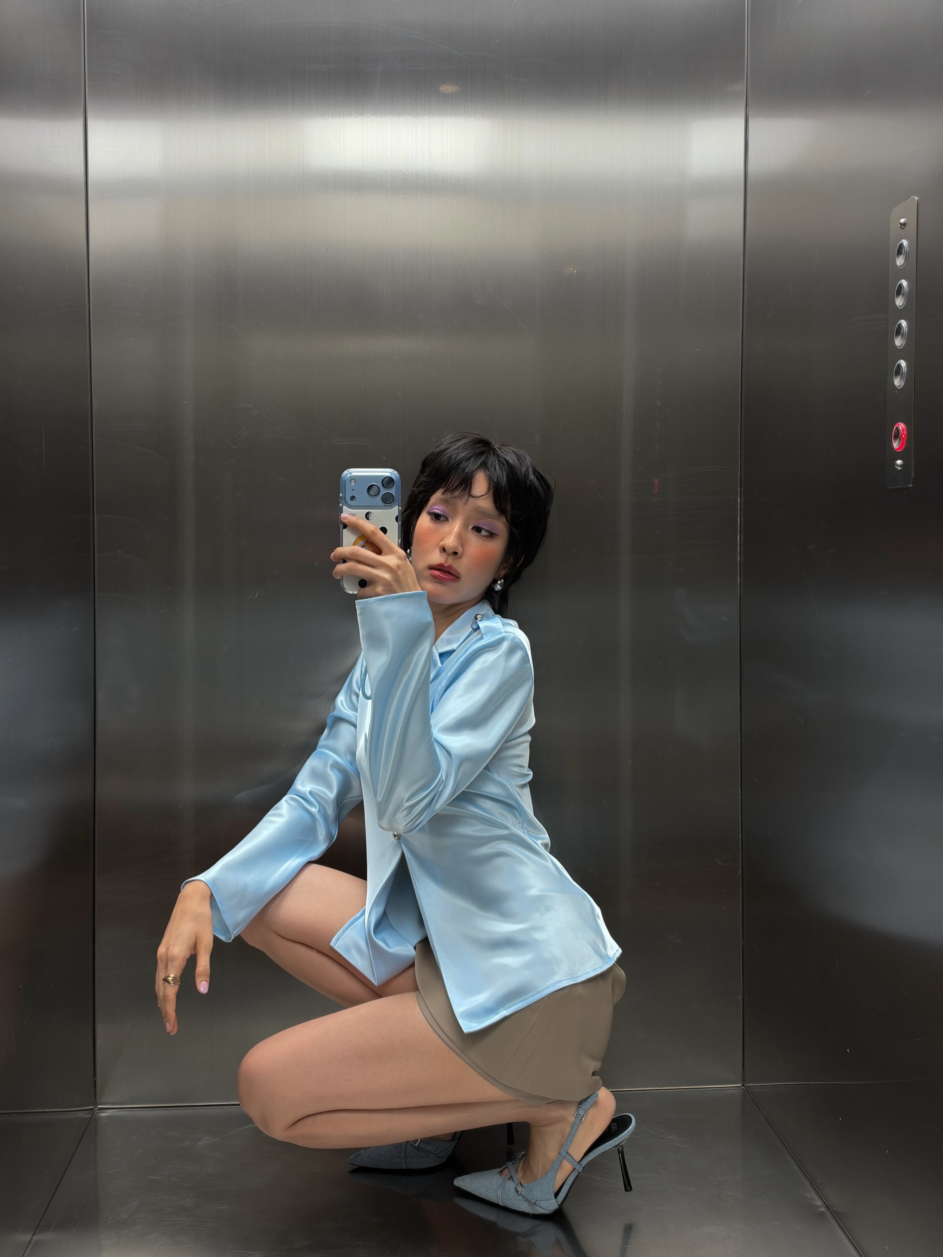 โม - มนชนก แสงฉายเพียงเพ็ญ