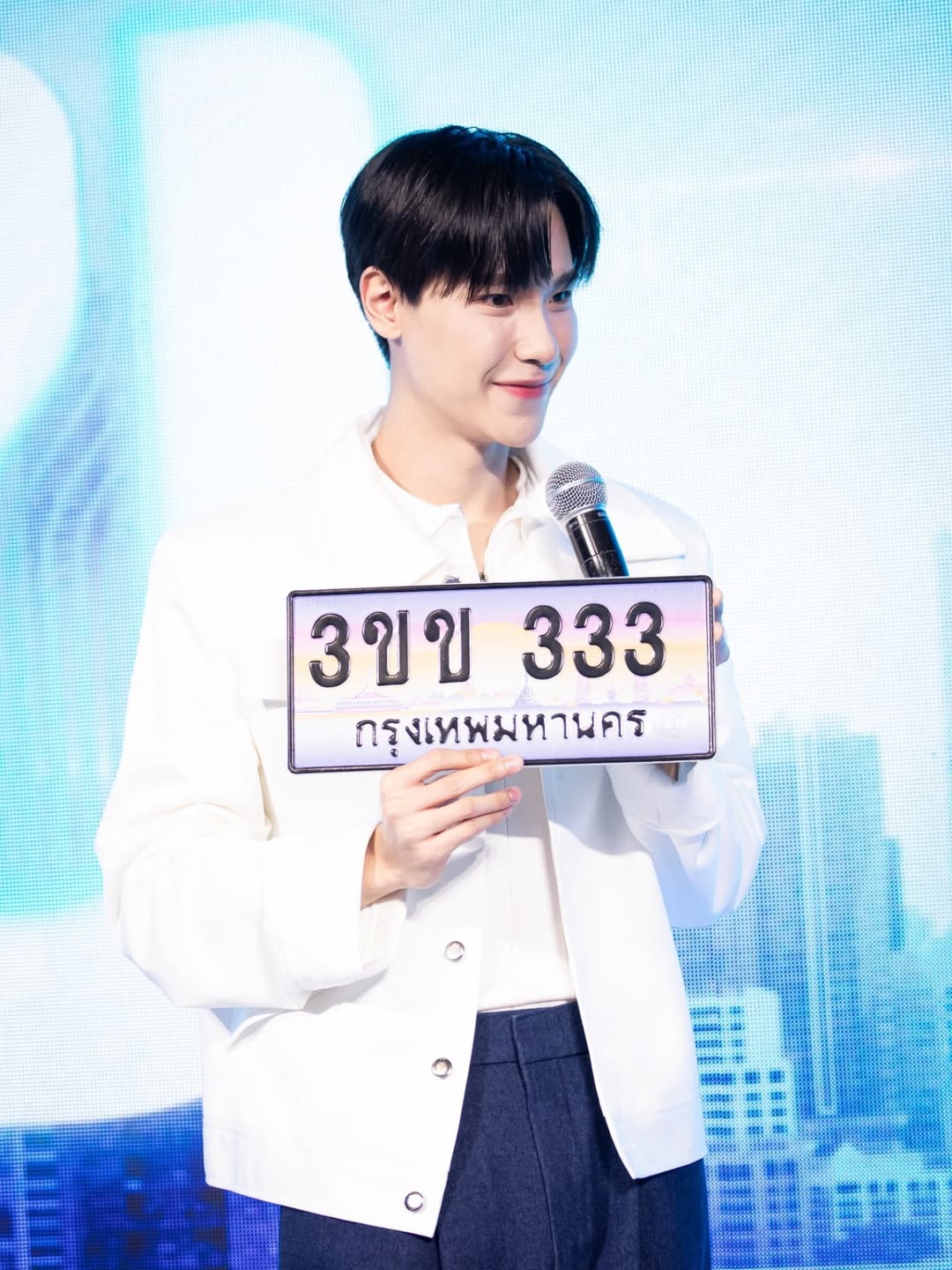 จูเนียร์ - ปณชัย ศรีอาริยะรุ่งเรือง