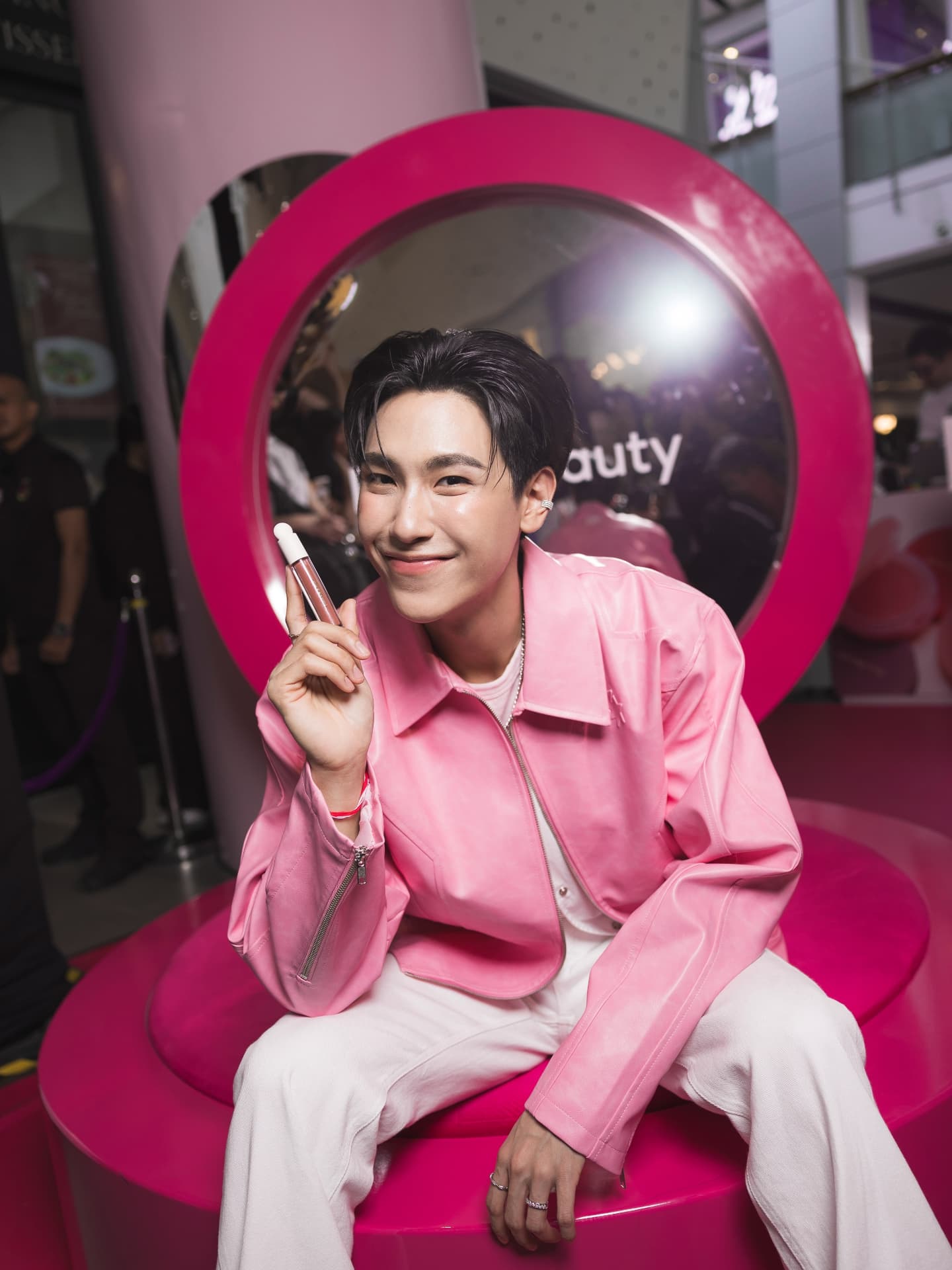 จูเนียร์ - ปณชัย ศรีอาริยะรุ่งเรือง