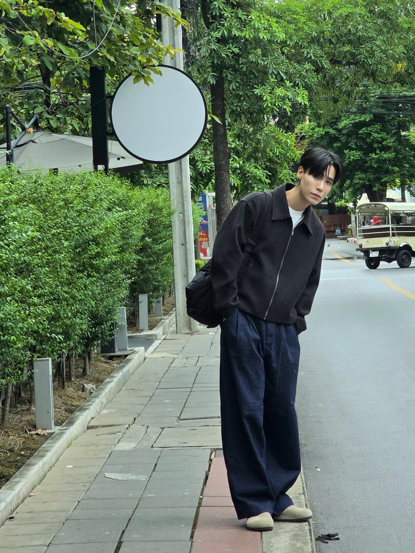 จูเนียร์ - ปณชัย ศรีอาริยะรุ่งเรือง
