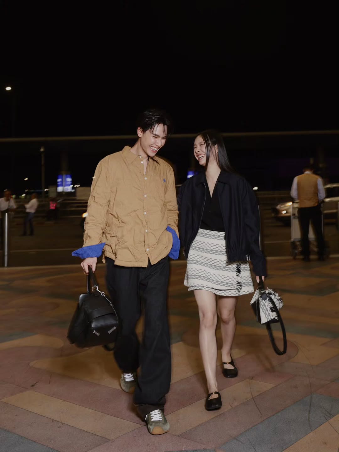 จูเนียร์ - ปณชัย ศรีอาริยะรุ่งเรือง