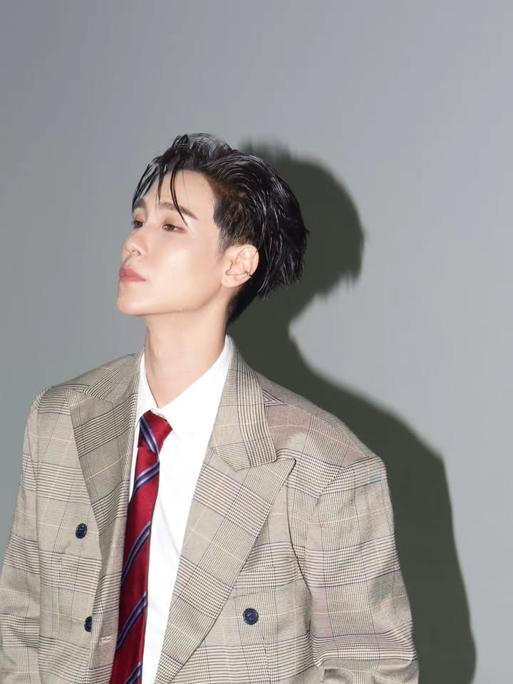 จูเนียร์ - ปณชัย ศรีอาริยะรุ่งเรือง