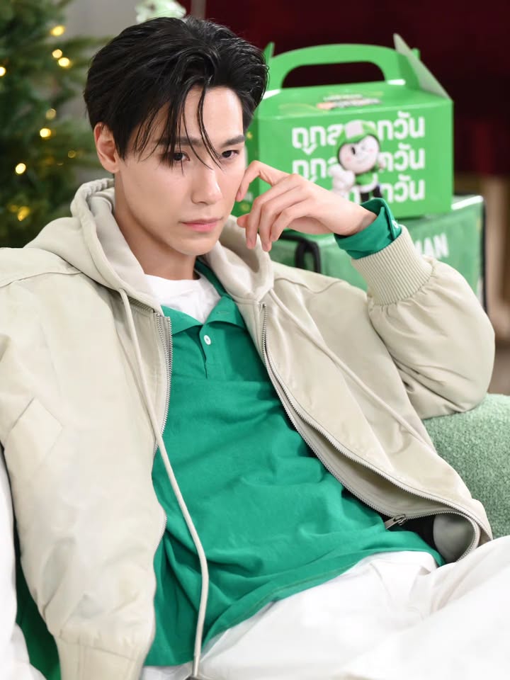 จูเนียร์ - ปณชัย ศรีอาริยะรุ่งเรือง