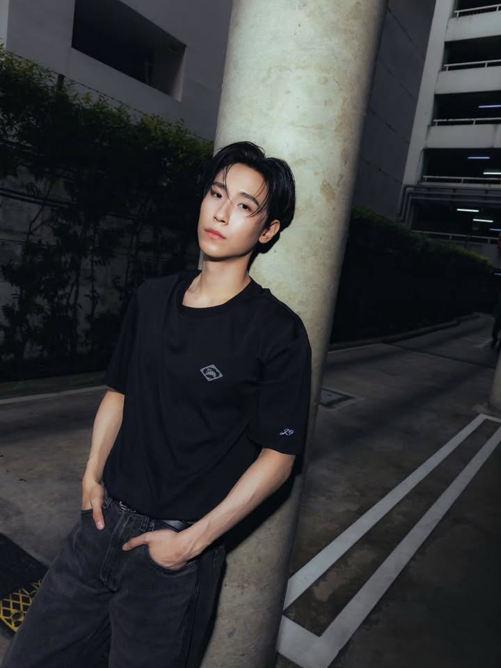 จูเนียร์ - ปณชัย ศรีอาริยะรุ่งเรือง