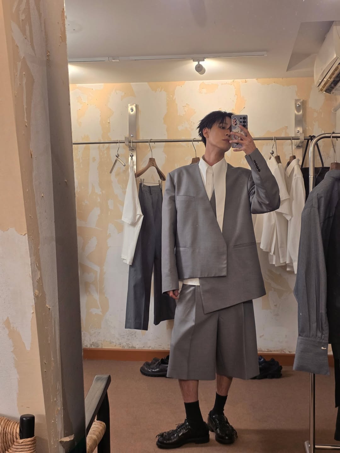 จูเนียร์ - ปณชัย ศรีอาริยะรุ่งเรือง