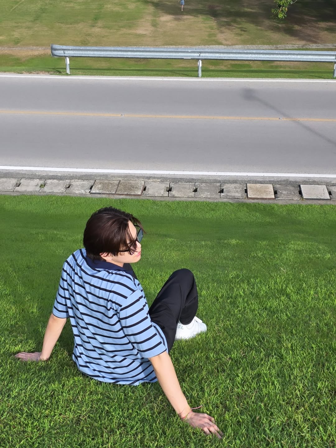 จูเนียร์ - ปณชัย ศรีอาริยะรุ่งเรือง