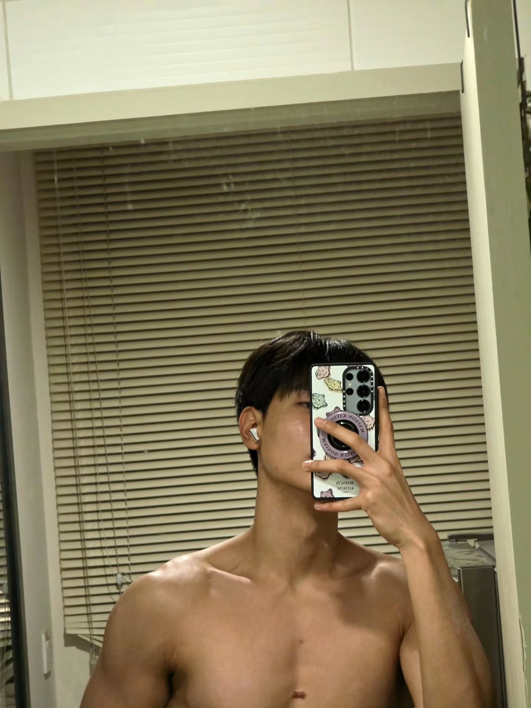 จูเนียร์ - ปณชัย ศรีอาริยะรุ่งเรือง