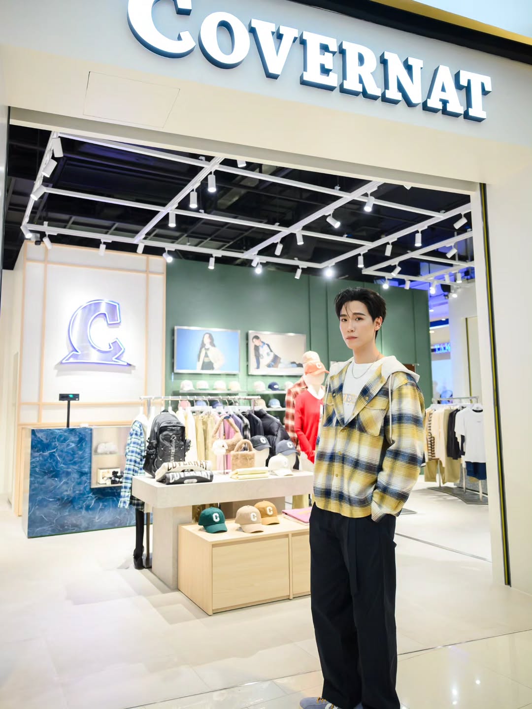 จูเนียร์ - ปณชัย ศรีอาริยะรุ่งเรือง