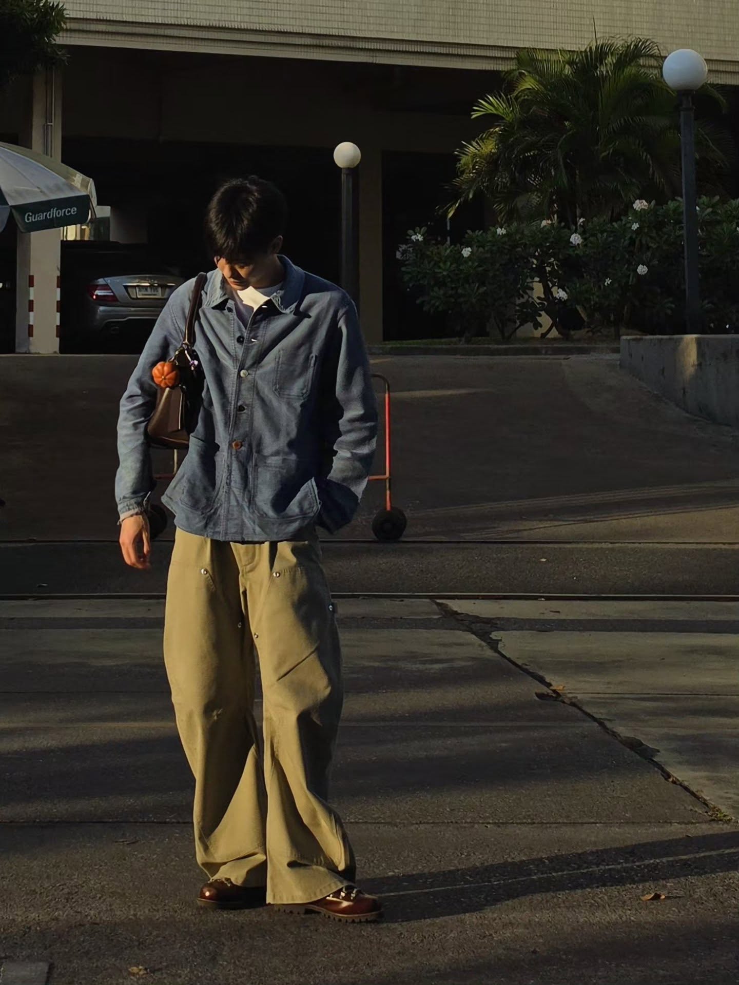 จูเนียร์ - ปณชัย ศรีอาริยะรุ่งเรือง