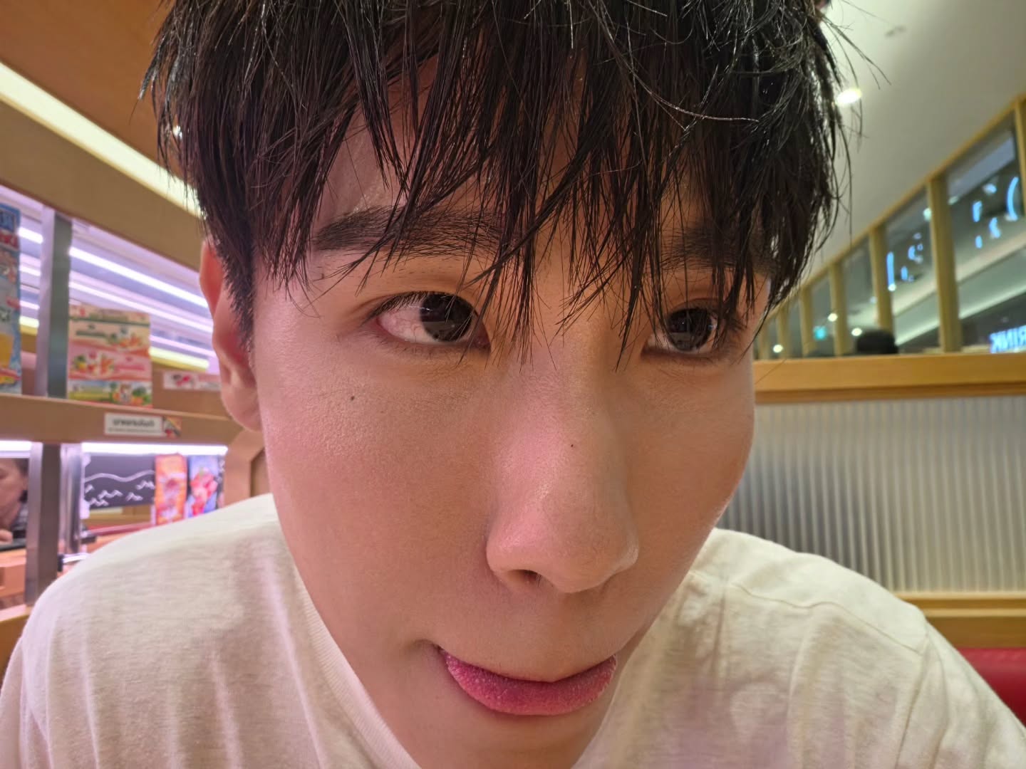 จูเนียร์ - ปณชัย ศรีอาริยะรุ่งเรือง