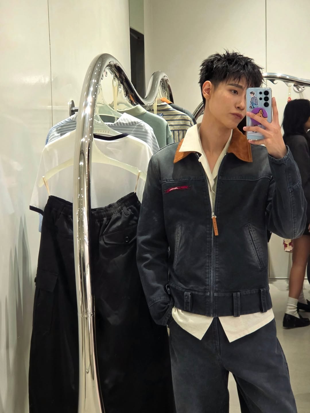 จูเนียร์ - ปณชัย ศรีอาริยะรุ่งเรือง