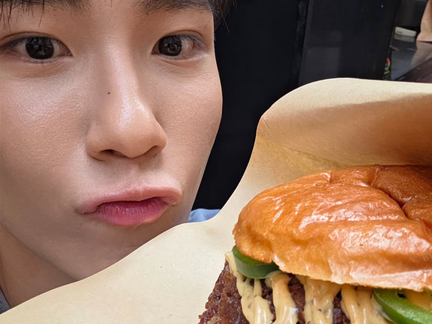 จูเนียร์ - ปณชัย ศรีอาริยะรุ่งเรือง