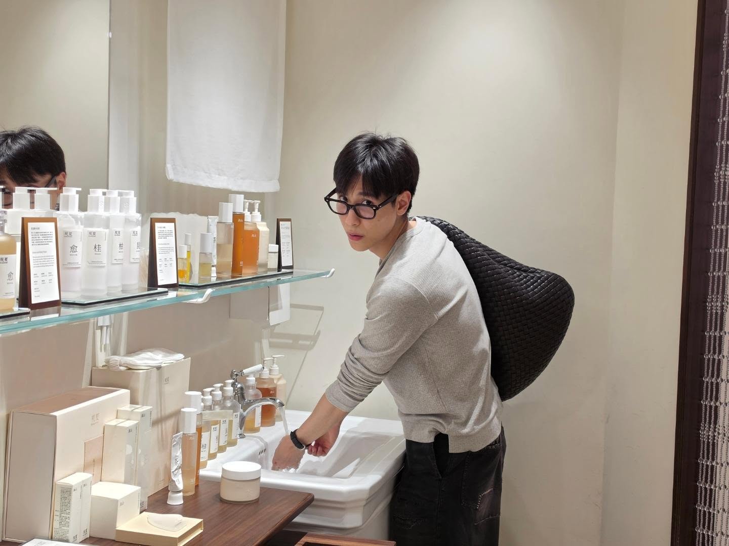 จูเนียร์ - ปณชัย ศรีอาริยะรุ่งเรือง