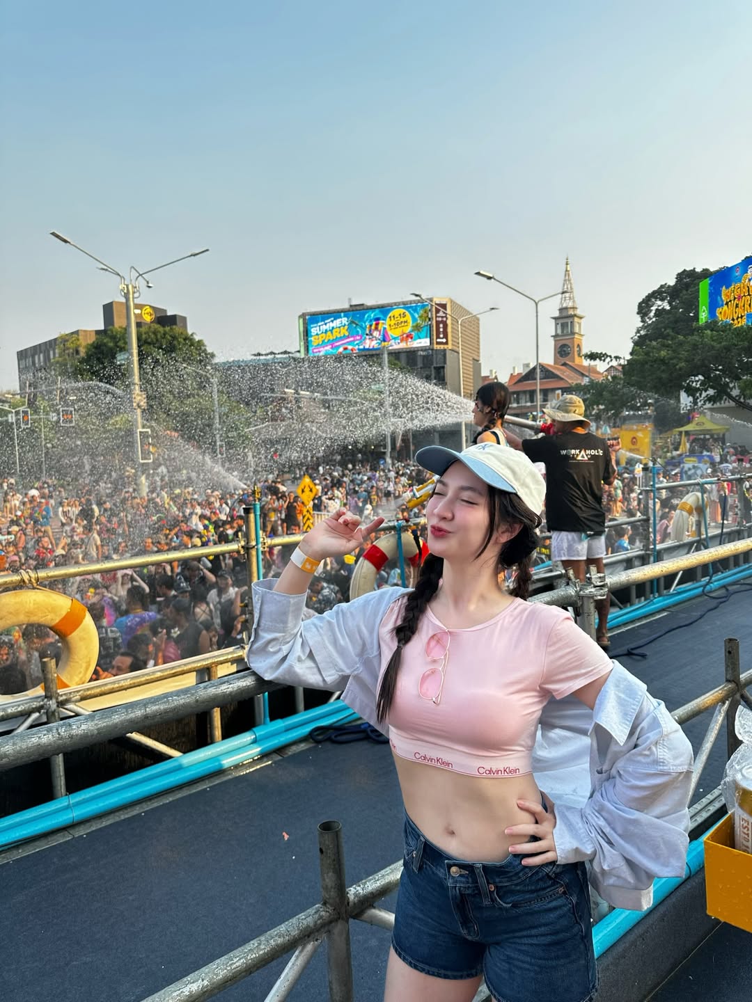 หญิง - กัญญาพัชญ์ ธนันต์ชัยกานต์