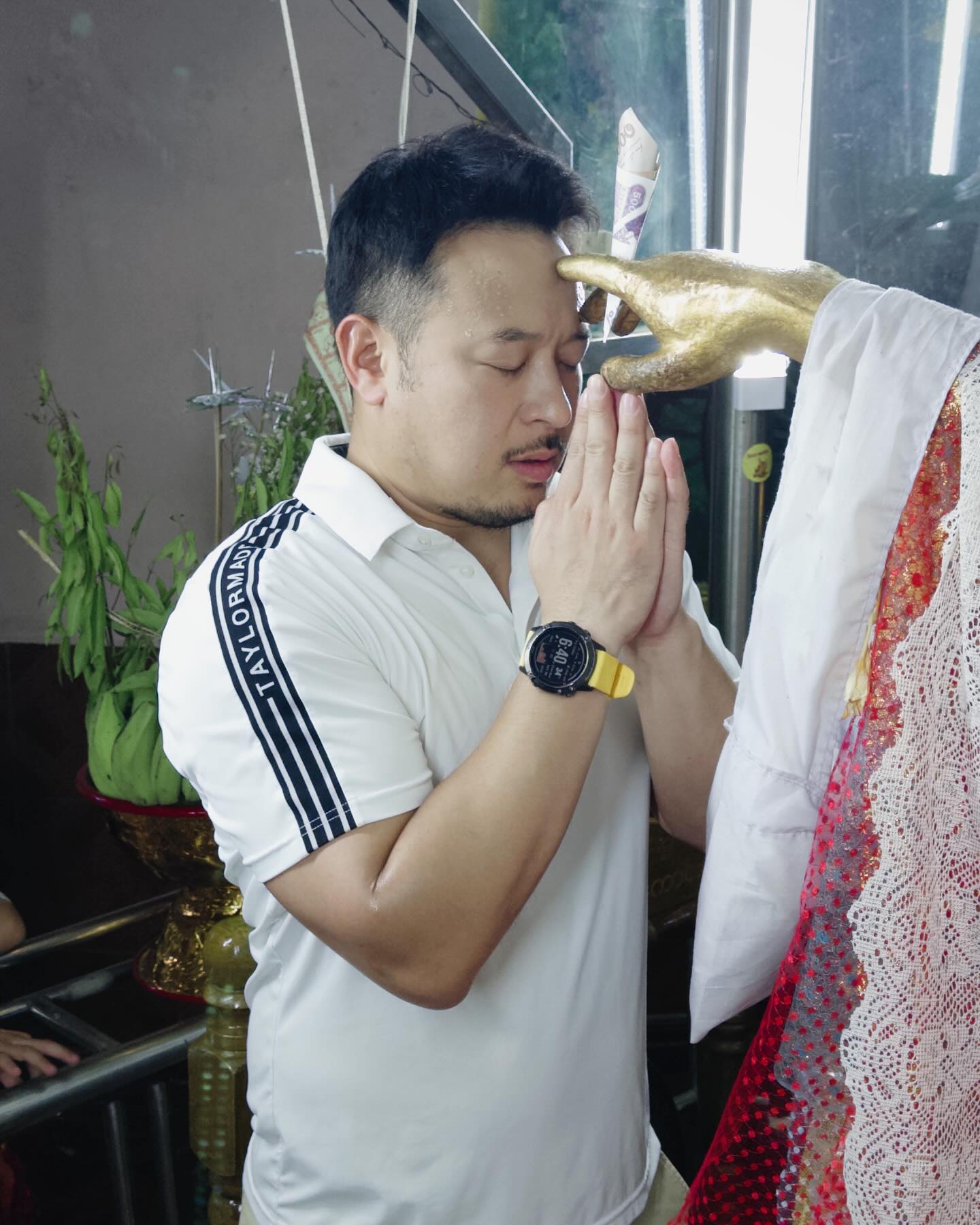 มิค - บรมวุฒิ หิรัณยัษฐิติ