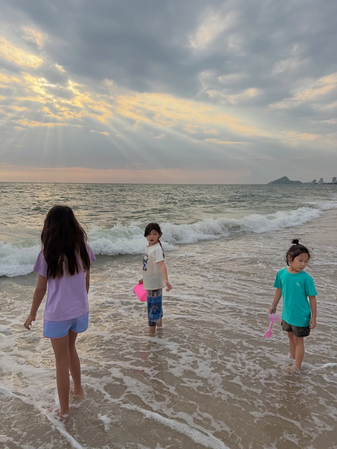 มิค - บรมวุฒิ หิรัณยัษฐิติ