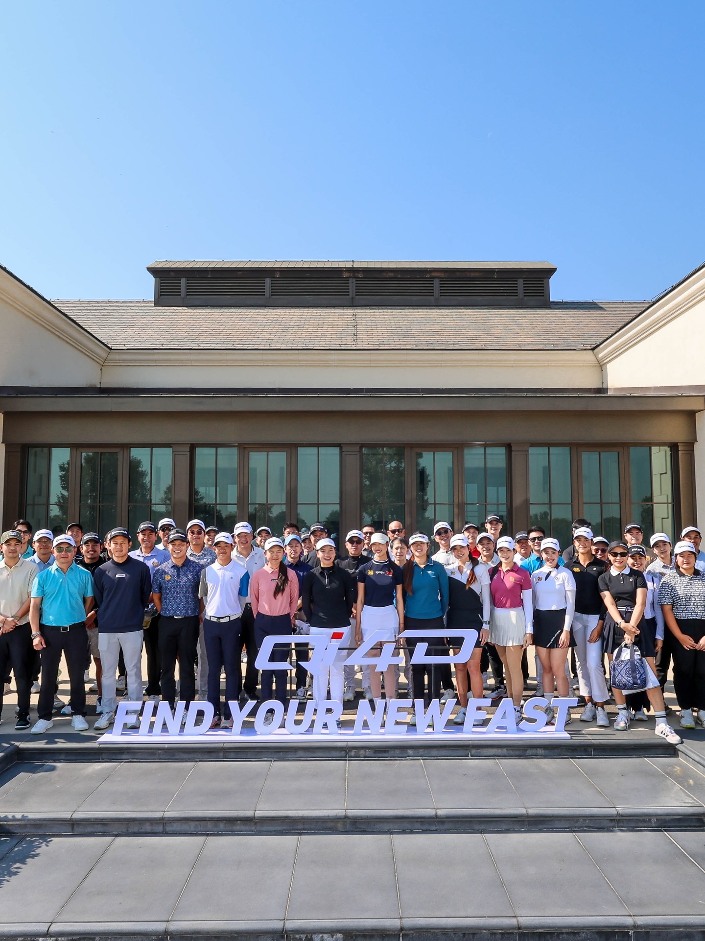 มิค - บรมวุฒิ หิรัณยัษฐิติ