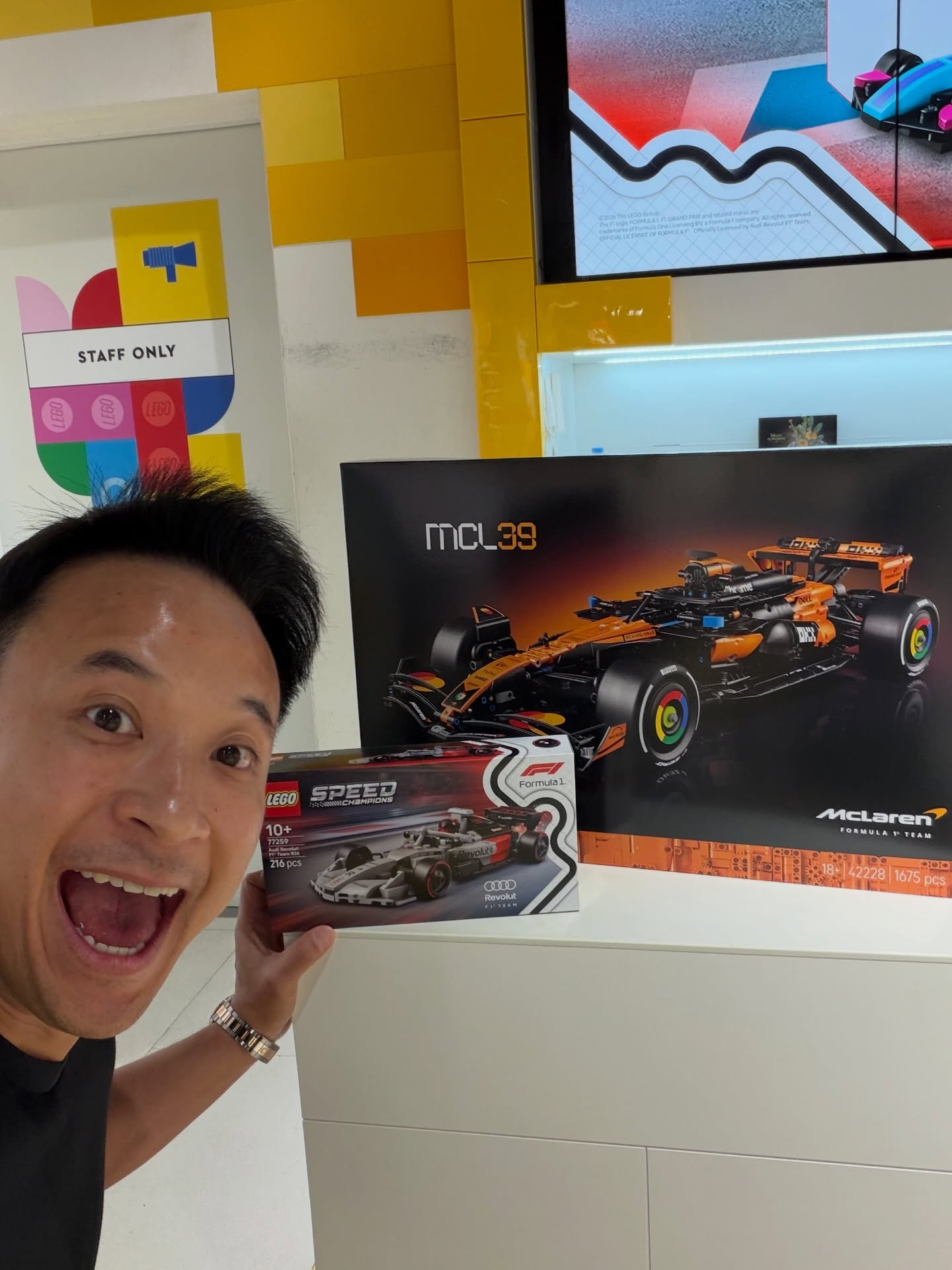 มิค - บรมวุฒิ หิรัณยัษฐิติ