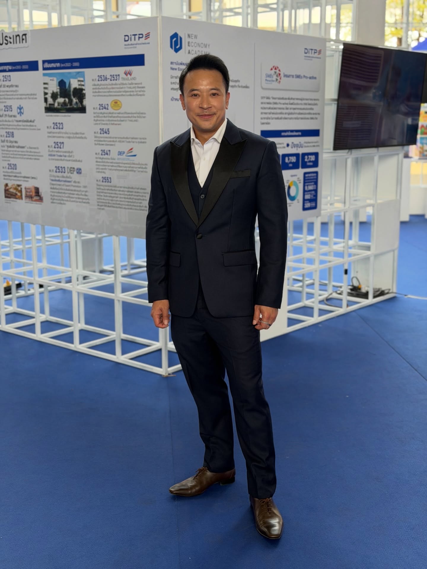 มิค - บรมวุฒิ หิรัณยัษฐิติ