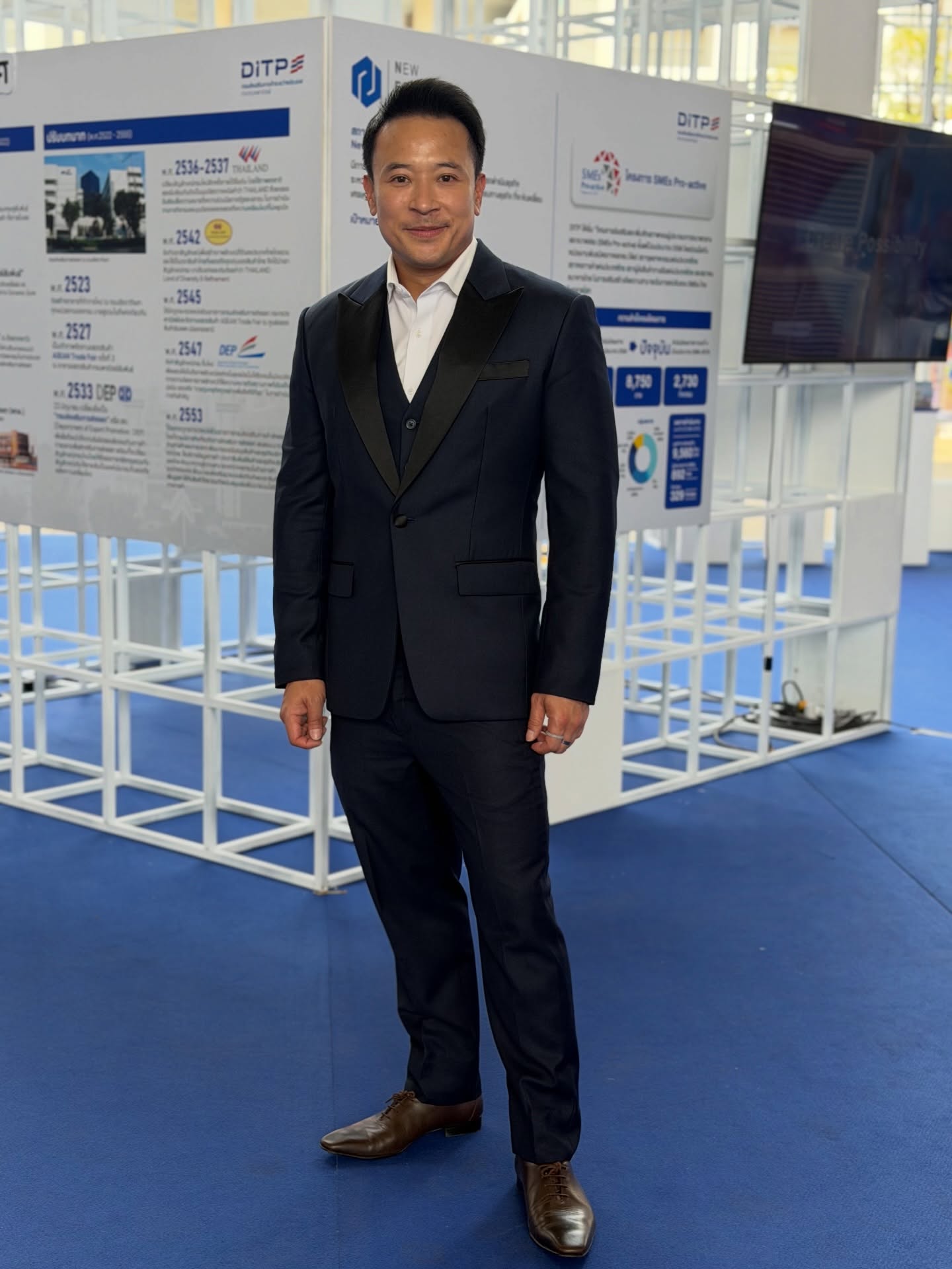 มิค - บรมวุฒิ หิรัณยัษฐิติ