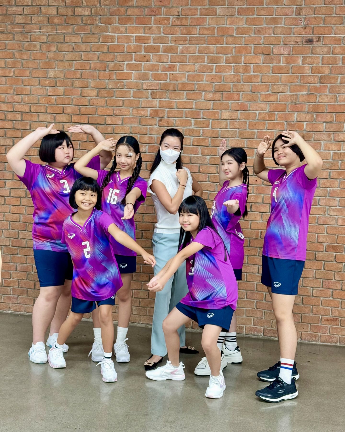 อินเตอร์ - รุ่งรดา รุ่งลิขิตเจริญ