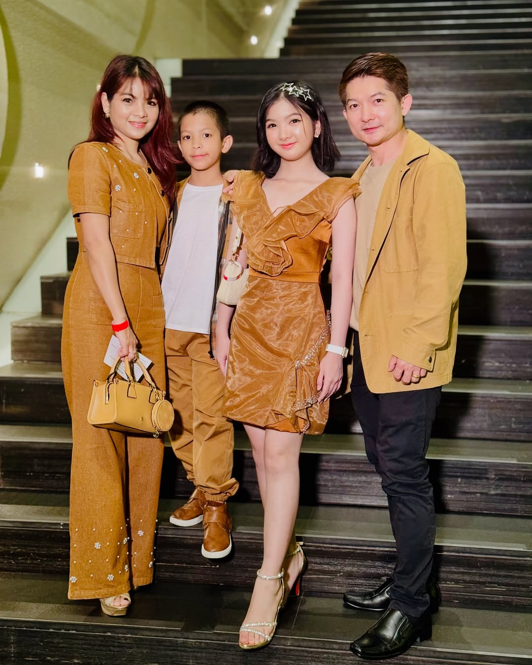 อินเตอร์ - รุ่งรดา รุ่งลิขิตเจริญ