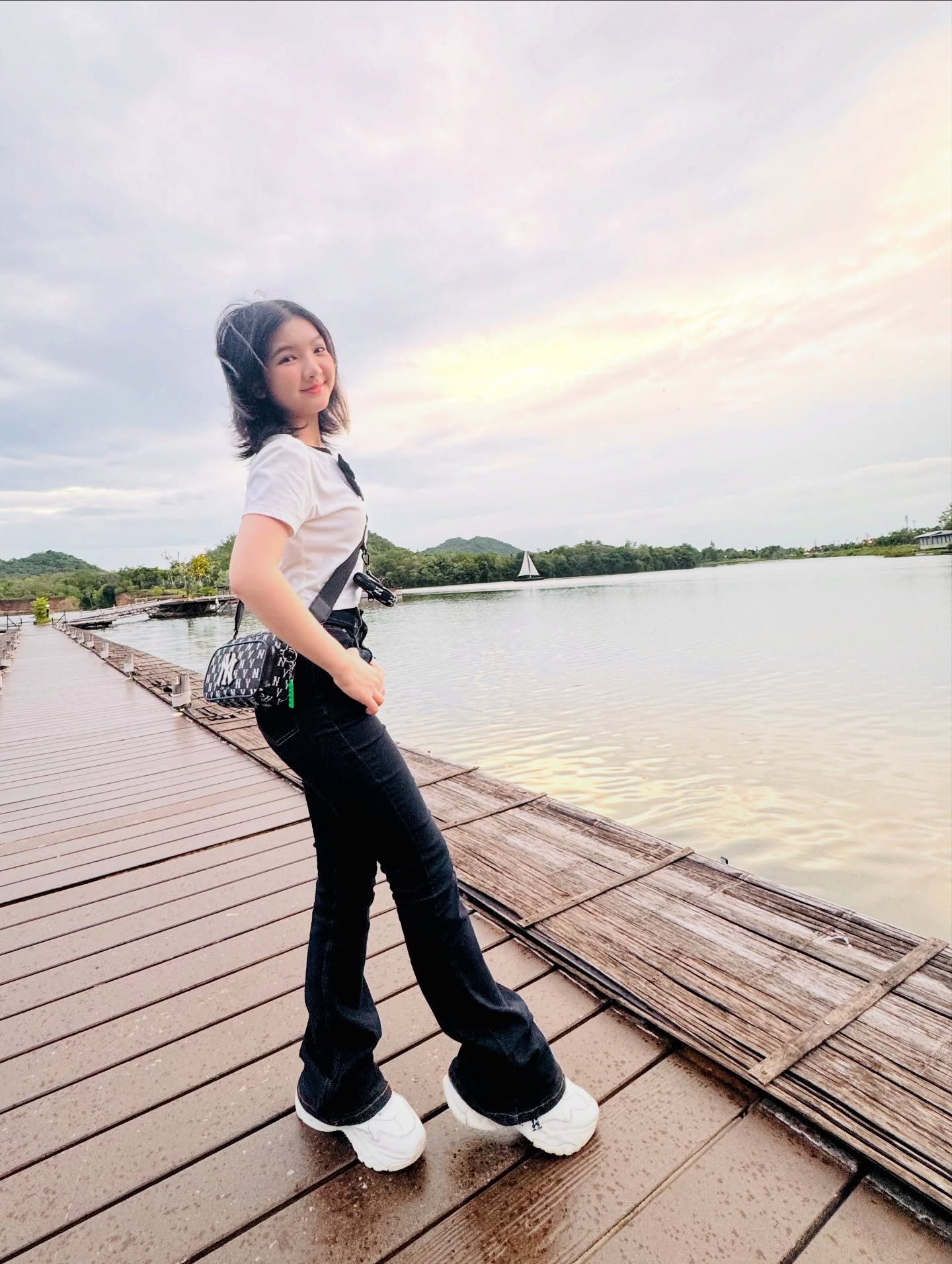 อินเตอร์ - รุ่งรดา รุ่งลิขิตเจริญ