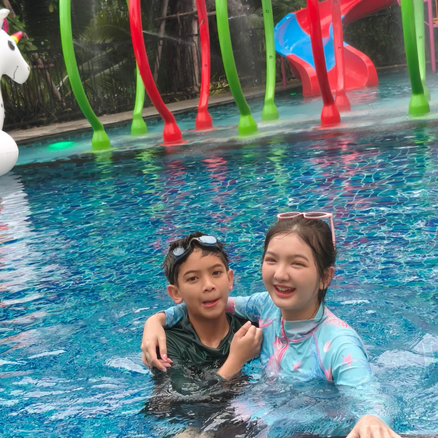 อินเตอร์ - รุ่งรดา รุ่งลิขิตเจริญ