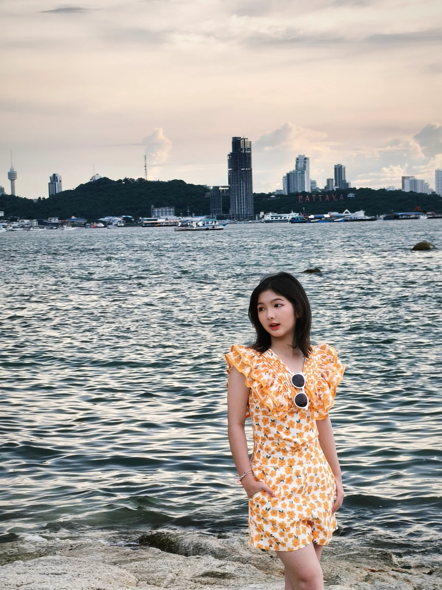 อินเตอร์ - รุ่งรดา รุ่งลิขิตเจริญ